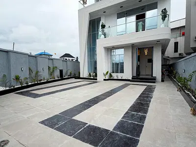 Smart 5 Bedroom Fully Detached Duplex — Lekki, Lagos
