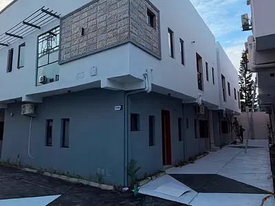 1 Bedroom Apartment with Rental Income — Off Pedro Road, Fola Agoro, Yaba, Lagos