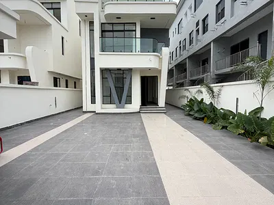 5 Bedroom Fully Detached Duplex — Lekki, Lagos