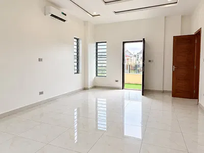 Single Master Room with Parlor in a Shared Apartment — Ikota, Lekki, Lagos
