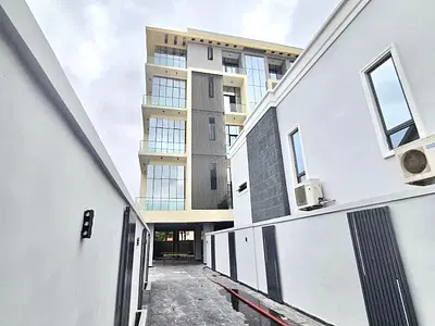 3 Bedroom Apartment with Swimming Pool — Lekki, Lagos