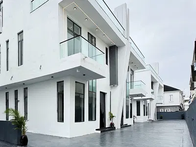 5 Bedroom Semi Detached Home — Lekki, Lagos
