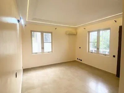 Luxurious 3 Bedroom Flat, Fully Serviced — Victoria Island (VI), Lagos