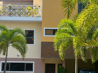4 Bedroom Detached Duplex with BQ — Victoria Island (VI), Lagos