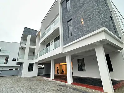 3 Bedroom Apartment with Swimming Pool and Gym — Lekki, Lagos