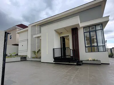 Luxury 4 Bedroom Bungalow — Centenary City, Enugu, Enugu