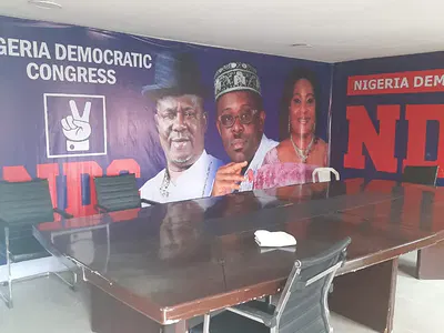 10bwdroom Bungalow on 1000 SQM Land — GRA Ikeja., Ikeja, Lagos