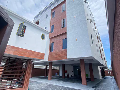 Gorgeous 2 Bedroom Apartment with a Gym and an Elevator — Lekki, Lagos