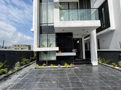 Modern Luxury 5 Bedroom Detached Duplex with BQ — Lekki, Lagos