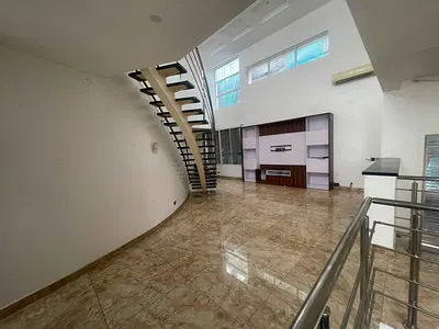 Lovely 5 Bedroom Detached House with Boys Quarters — Ikoyi, Lagos