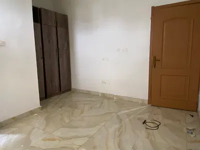 Luxury Room Upstairs (Shared Apartment) — Lekki, Lagos