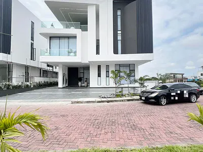 Contemporary 6-Bedroom Fully Detached Duplex with Pool, Elevator — Osapa London, Lekki, Lagos