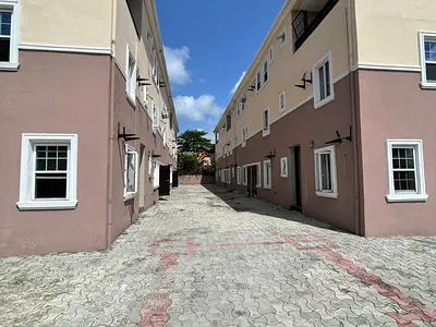 2 Bedroom Apartment — Victoria Island (VI), Lagos
