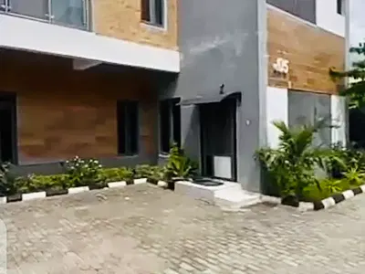 Fully Furnished 4 Bedroom Terraced Duplex with 24 HRS Power and Solar — Alverton Estate, Sangotedo, Ajah, Lagos