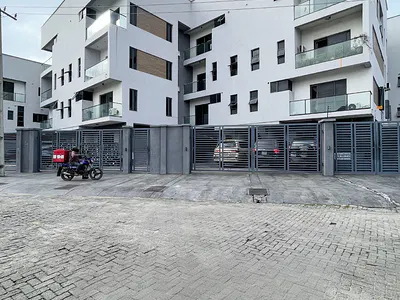 4 Bedroom Self Serviced Maisonette with BQ — Lekki Phase 1, Lekki, Lagos
