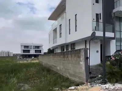 400SQM Well Shaped Land — Lekki, Lagos