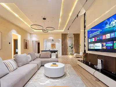 Luxury 3 Bedroom Apartment with Swimmingpool and Housekeeping — Lekki, Lagos