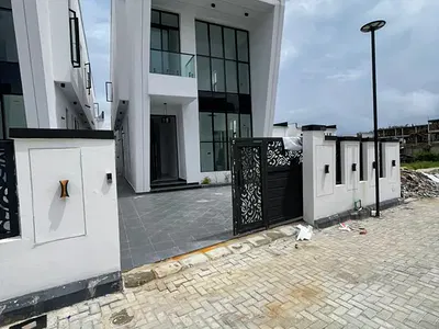 4 Bedroom Detached Duplex — Lekki, Lagos