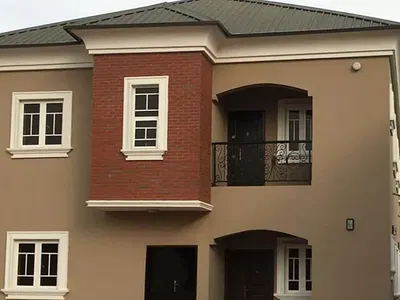 Spacious, Solid 5 Units of 3bedroom Flat on 700SQM Land — Magodo, Lagos