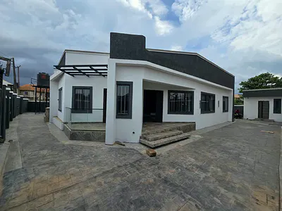 3 Bedroom Detached Bungalow — Emene, Enugu, Enugu