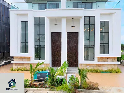 Brand New 5-Bedroom Fully Detached Duplex with Ci Swimm& Elevator — Lekki, Lagos