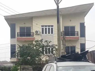 3 Bedroom Flat — Mende, Maryland, Lagos