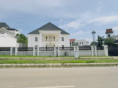 A New 6-Bedroom Detached Duplex + 2BQS (Video Is Attached) — Guzape District, Abuja