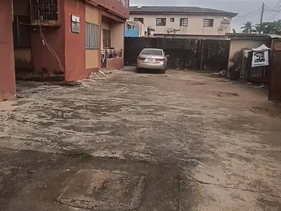 An Excellent Investment Opportunity Comprising 8 Units of Flats — Unity Estate Egbeda Lagos, Alimosho, Lagos