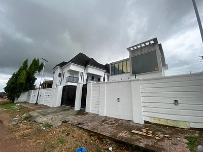 Block of Flats with 6 Units — Oredo, Edo