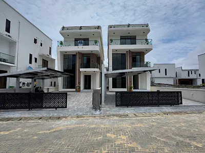 5 Bedroom Luxury Detached Duplex with BQ, Cinema & Pool — Chevron Toll Gate, Lekki, Lagos