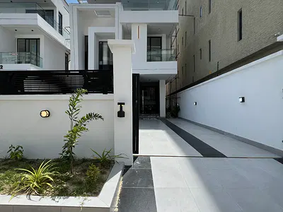 Five Bedroom Detached Duplex with Swimming Pool, Cinema — Lekki, Lagos