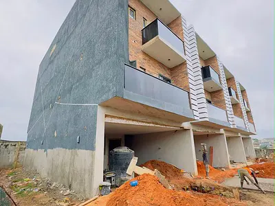Magnificent 4 Bedroom Terraced Duplex with BQ — Magodo, Lagos