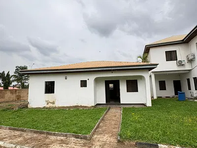 2 Bedroom Detached Bungalow — Wuye, Abuja