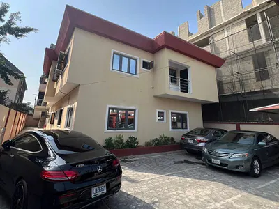 Sharp 3 Bedroom Apartment (No BQ) — Lekki, Lagos