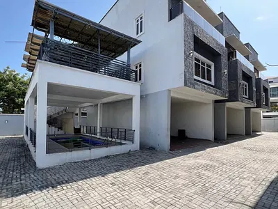 5 Bedroom Terraced Duplex with BQ — Lekki Right, Lekki Phase 1, Lekki, Lagos