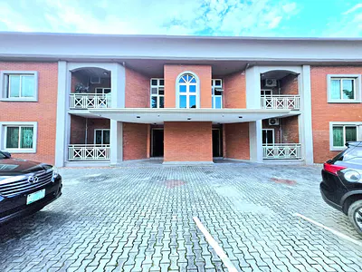 Well Maintained 3 Bedrooms Furnished Flat — Parkview, Ikoyi, Lagos