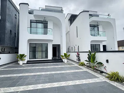 5 Bedroom Detached Duplex — Lekki, Lagos