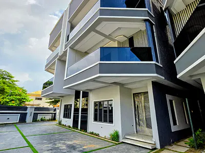 4-Bedroom Terraced House with BQ — Utako, Abuja