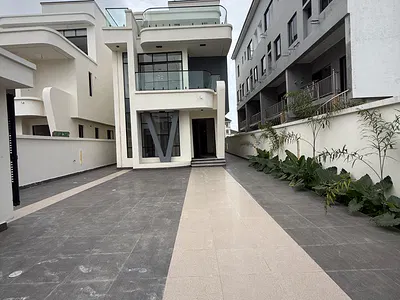 Ultra Modern 5 Bedroom Detached Duplex — Lekki, Lagos