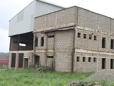 Warehouse on 2 Acres — Lagos Ibadan Expressway, Inward Lagos, Sagamu, Ogun