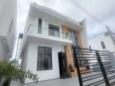 Luxury 4 Bedroom Fully Detached Duplex with Pool — Lekki, Lagos