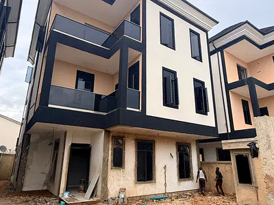 Very Spacious 7 Bedroom Duplex with BQ — Magodo, Lagos