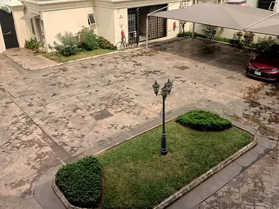 Detached House with Pool on 1100 SQM Plot — Lekki Phase 1, Lekki, Lagos