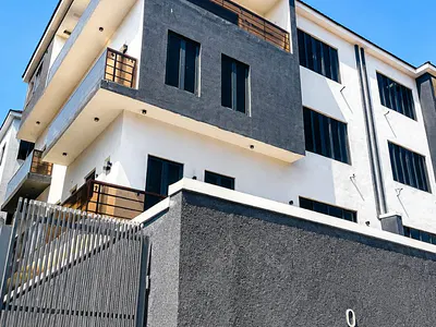 Mixed-Use: 6 Bedroom Semi-Detached Duplex with Elevator — Lekki Phase 1, Lekki, Lagos