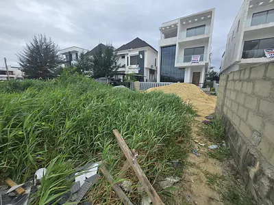 371 .150SQM of Land in a Secured Estate — Lekki, Lagos