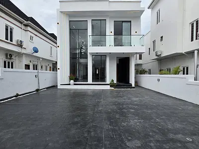 5 Bedroom Fully Detached Duplex — Lekki, Lagos