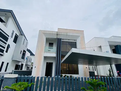 Distress Deal: 5 Bedroom Fully Detached Duplex with BQ, Gym, and Pool — Megamound Estate, Ikota, Lekki, Lagos