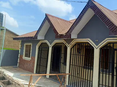 Twin Flat of 2 Bedroom in Developed Area — Ibadan, Oyo