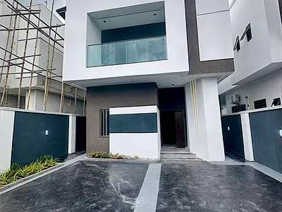 Executive 4 Bedroom Duplex with BQ Gym & Home Office — Dana Estate, Rumuodomaya, Port Harcourt, Rivers