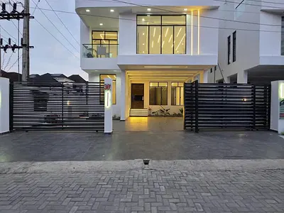 Five Bedroom Fully Detached Duplex — Chevron, Lekki, Lagos
